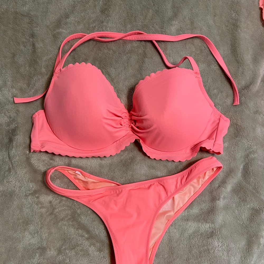 Victoria’s Secret | Bikini Top 34DD
